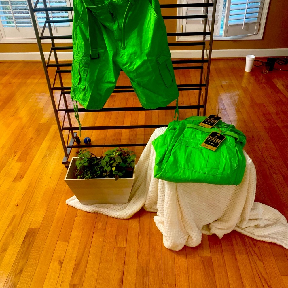 Green Cargo Shorts Great Quality